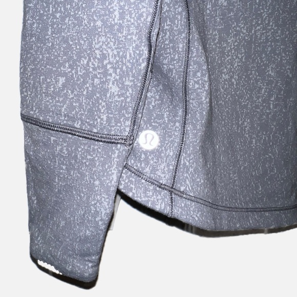 LULULEMON - Long Sleeve Purple Top - Picture 9 of 10